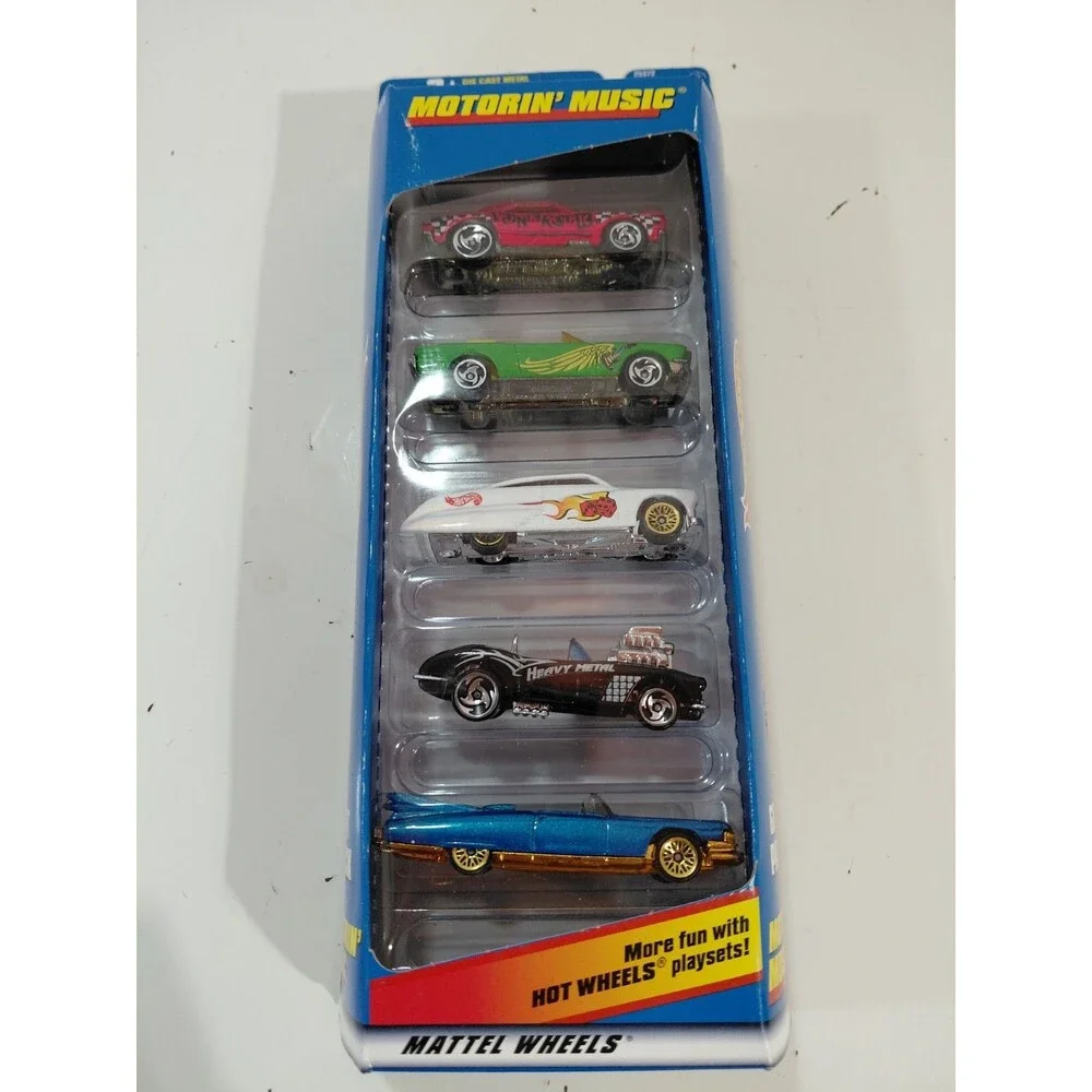 NIP Hot Wheels Motorin' Music 1:64 Die Cast Gift Pack (Corvette Mustang Camaro)